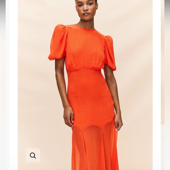 De La Vali Agua Maxi Dress in Red Crinkle Chiffon - Picture 2 of 6